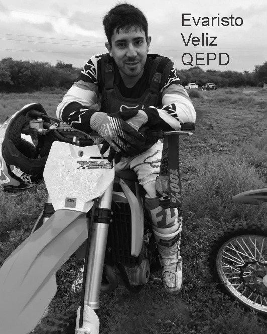 EVARISTO VELIZ y MAURO VITARELLO: Sus fallecimientos.